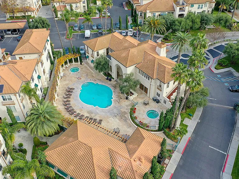 Palma Sorrento at Palm Valley — Photo 28
