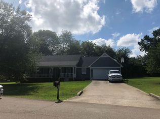 105 Lindsey Ln, Hazel Green, AL 35750