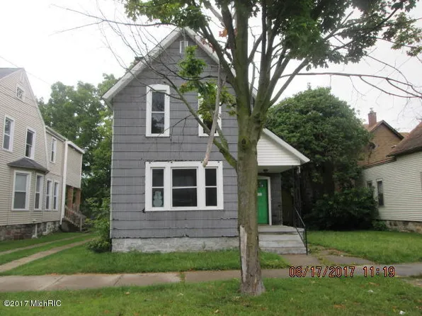 851 3rd St NW, Grand Rapids, MI 49504