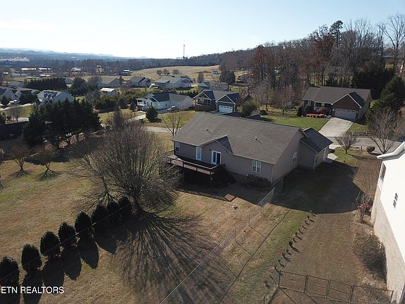 3rd image of 162 Cold Creek Rd