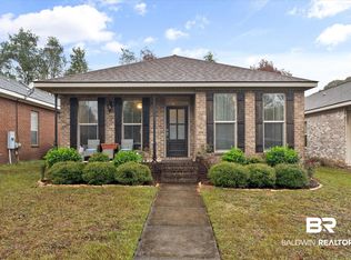 6036 Magnolia Pl E, Mobile, AL 36608