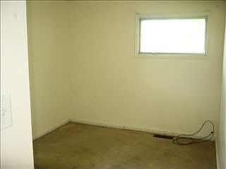 5th image of 1321 Helmen Dr