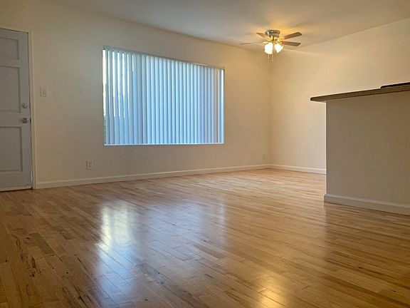 4th image of 12811 Caswell Ave APT 2