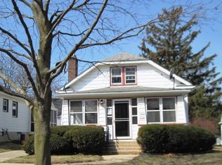 1234 S Seeley Ave, Freeport, IL 61032