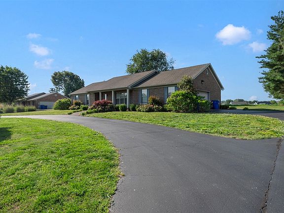 2nd image of 600 Rolling Road Dr