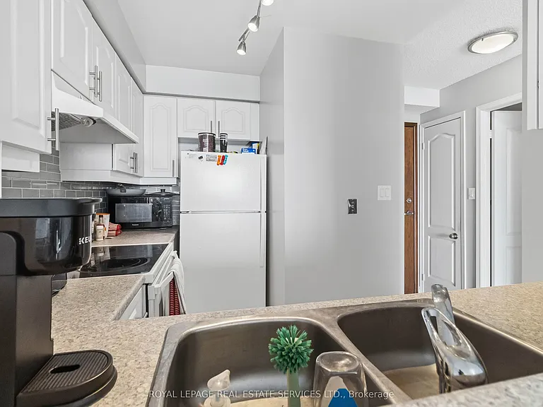 1276 Maple Crossing Blvd #1710 — Photo 11