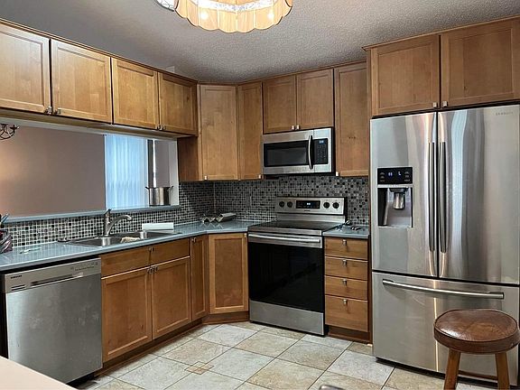 4th image of 1356 Cove Landing Dr
