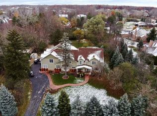 46644 W 9 Mile Rd, Novi, MI 48374