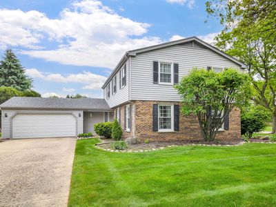 1528 Apache Dr, Naperville, IL, 60563