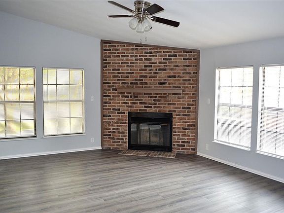 5th image of 14610 Seminole Dr