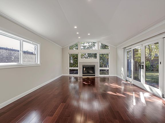 3rd image of 74 Sevilla Dr
