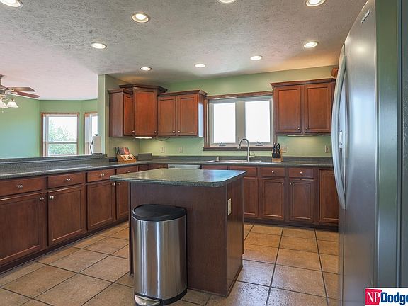 4th image of 24399 Jasmin Ln