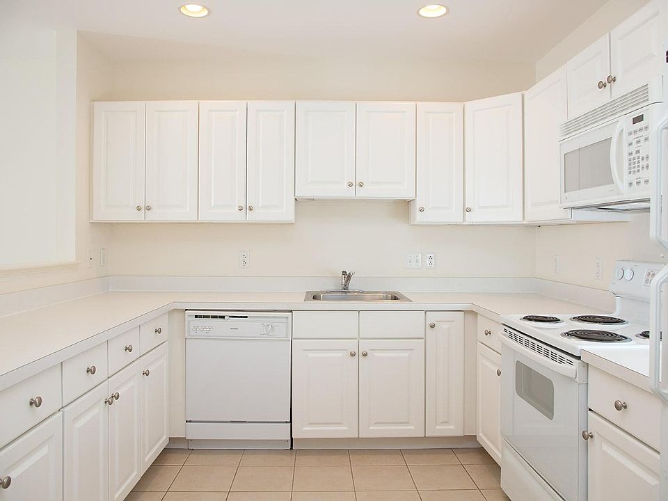 Warner Woods Apartment Rentals Concord, MA Zillow