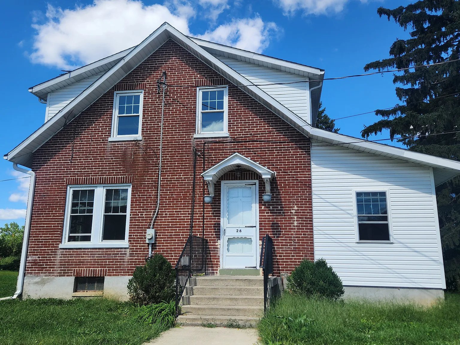 3 bed, 1664 sqft, $1,985 — Photo 1