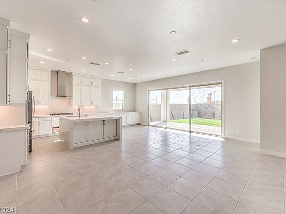 4th image of 11719 Falcon Gorge Ave
