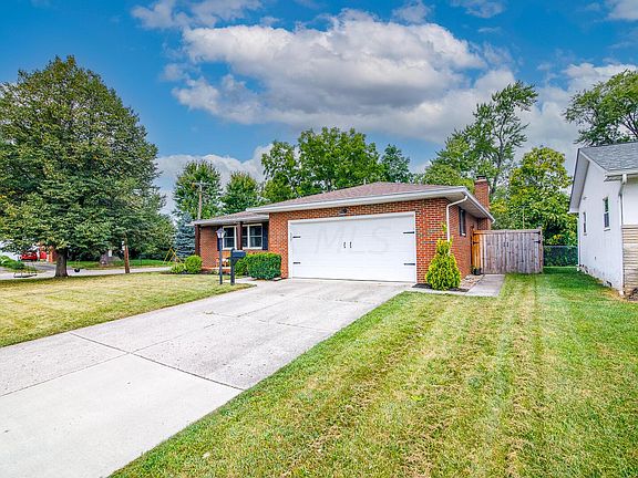 2nd image of 3084 Sawyer Dr
