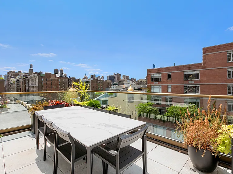 117 W 21st St #PHA — Photo 19