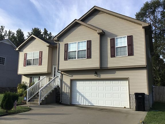 2nd image of 1696 Parkside Dr