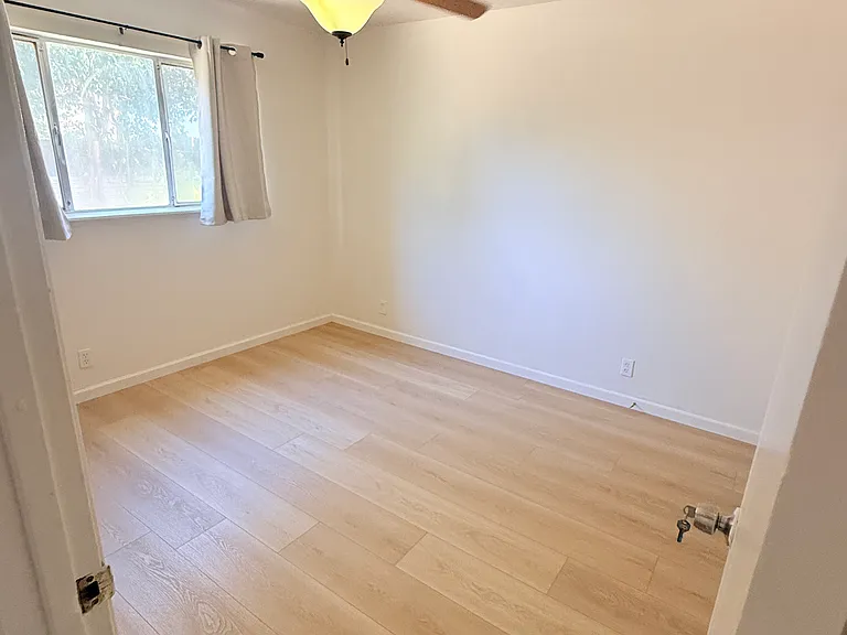 5409 Frawley Way — Photo 7