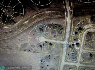 8008 Mill Ct, Labelle, FL 33935