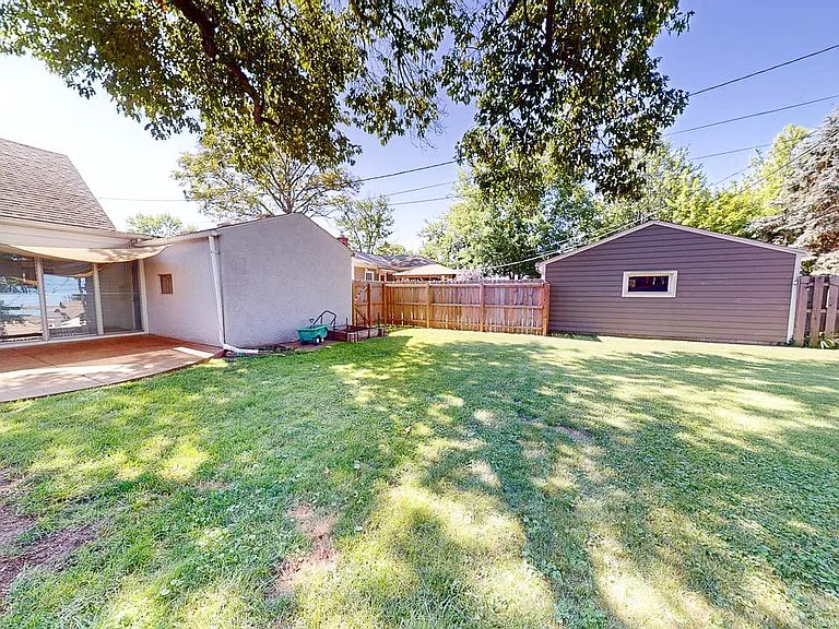 2543 Mount Holyoke Rd — Photo 32