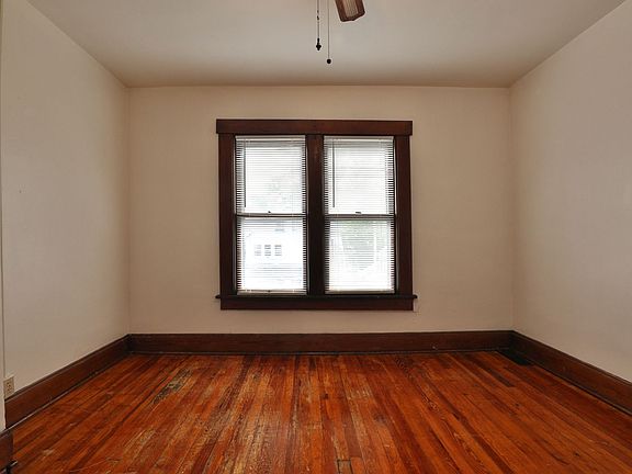 3rd image of 212-214 E Patterson Ave