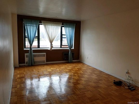 2nd image of 222 N Broadway APT 1H