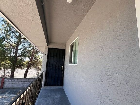 2nd image of 3455 Redwood Ct APT 4