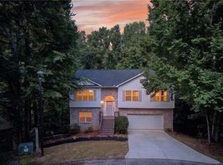 9917 Silver Leaf Ct, Douglasville, GA 30135