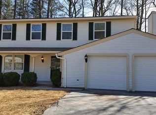 1701 White Cedar Ln, North Chesterfield, VA 23235