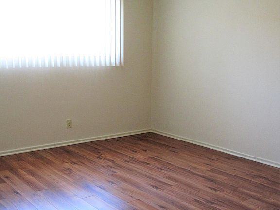3rd image of 241 S Oakland Ave APT 15