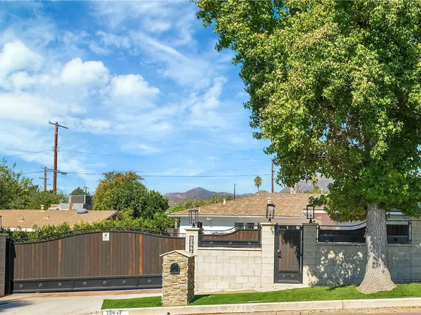 13447 Berg St, Sylmar, CA 91342
