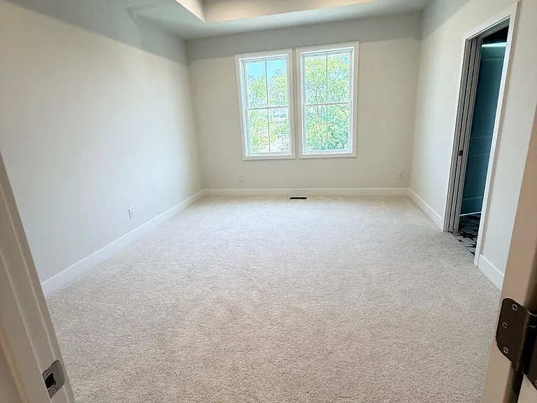 9715 Grant Ave — Photo 32