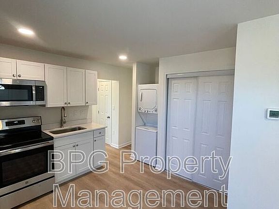 2nd image of 79 Horner St #3