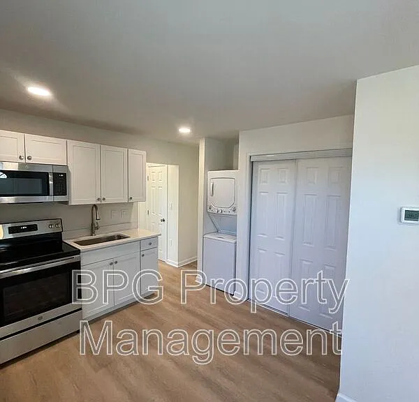 79 Horner St #2 — Photo 1