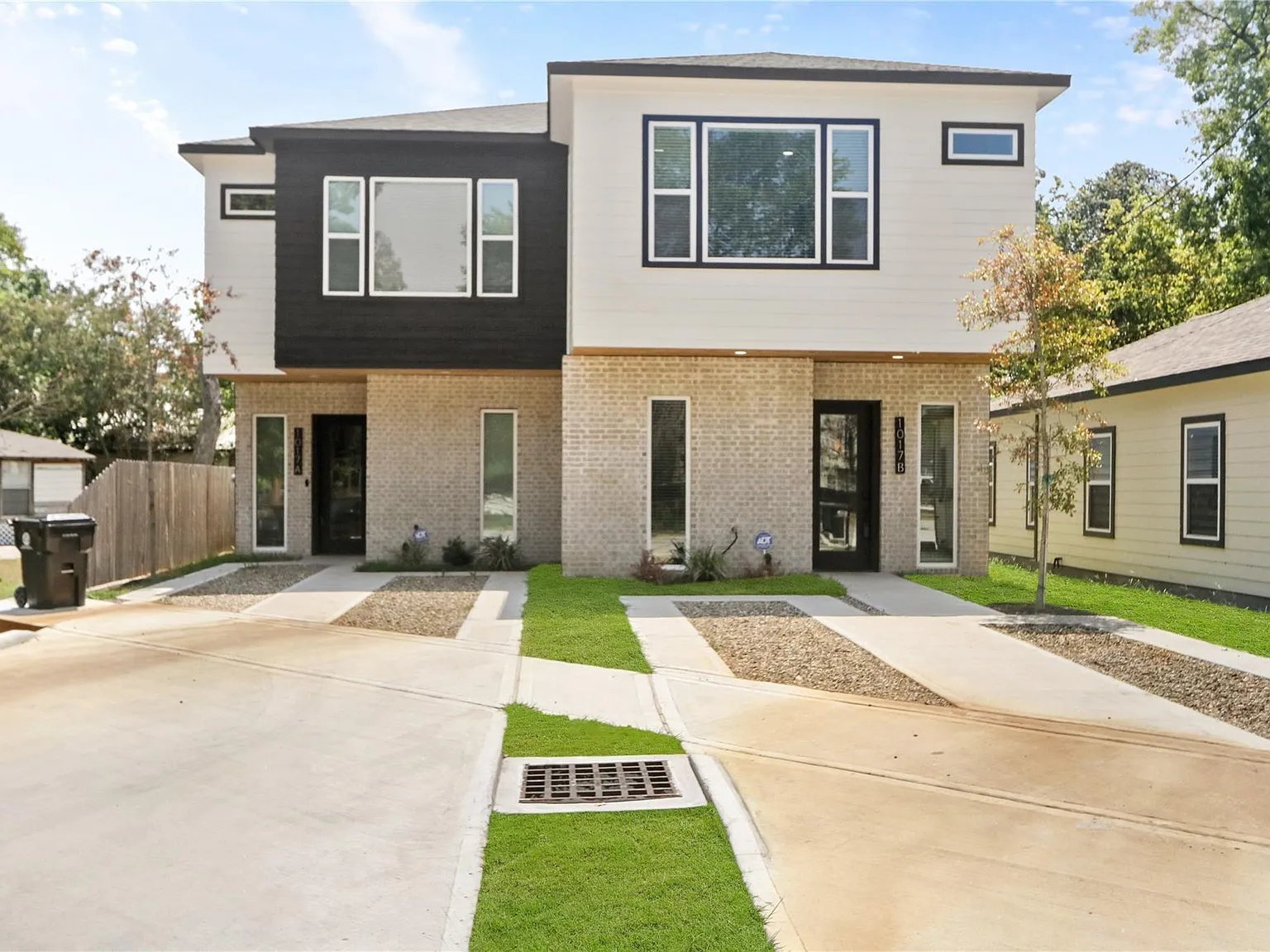 3 bed, 2.5 bath, 1500 sqft, $2,150 — Photo 1