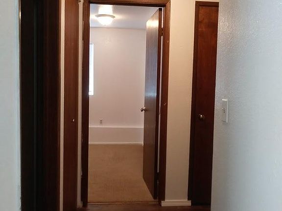 5th image of 10329 Midvale Ave N #B