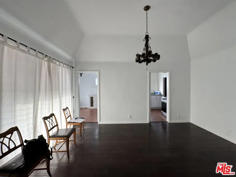 326 N La Jolla Ave — Photo 9