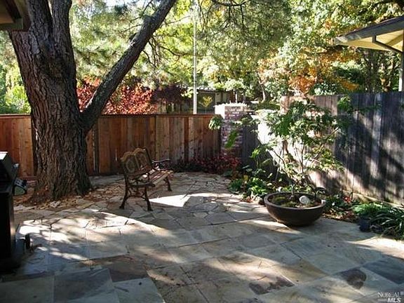 3rd image of 15 Highland Dr