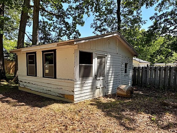 5th image of 7177 Michael Dr