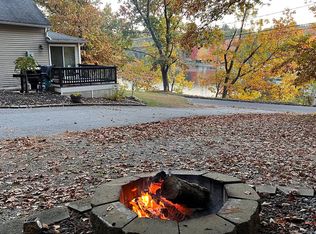 46 Riverview Park Rd, Manchester, NH 03102