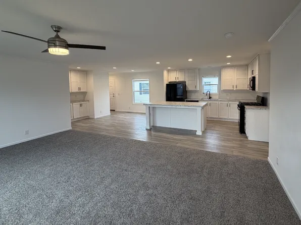 24219 Hemlock Circle Plan, Sylvan Crossing