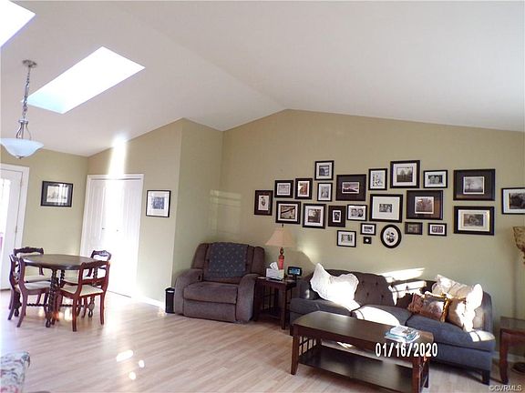 2nd image of 7036 Hanna Dr
