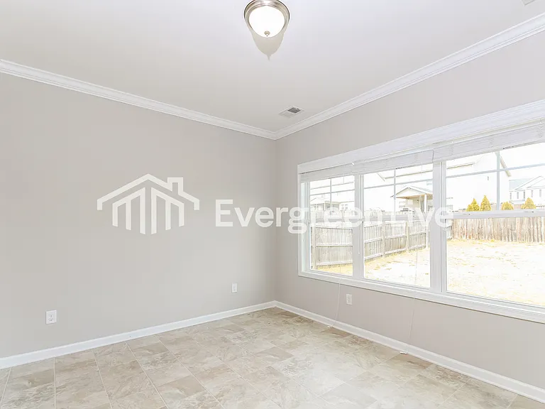 138 Manzanita Ln — Photo 5