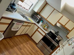 373 Aiken Ave APT 5, Lowell, MA 01850