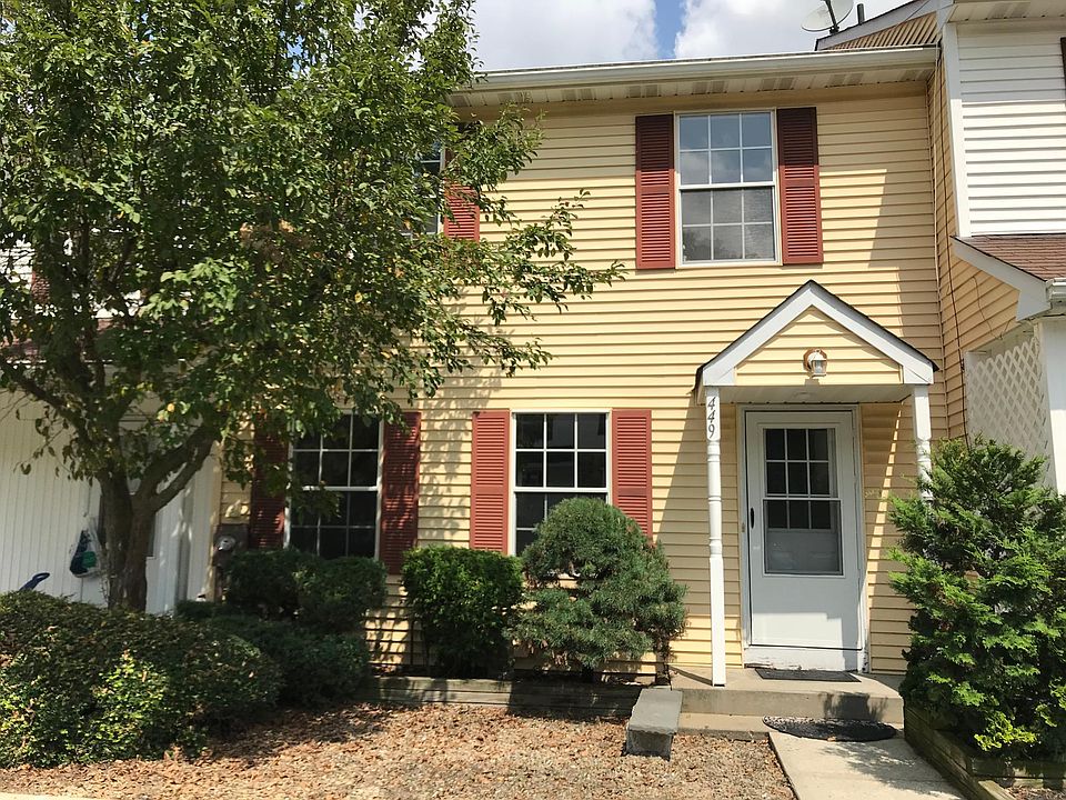 1st image of 449 Rose Ct