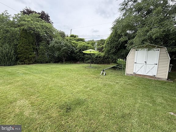 5th image of 217 Lyster Rd