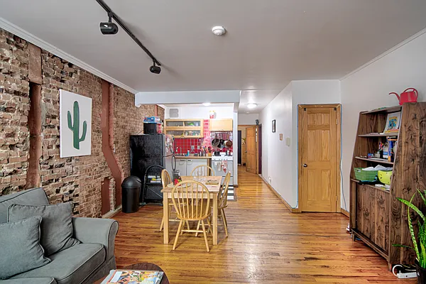 Rented by Corcoran | media 10