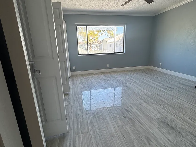 8800 Bardmoor Blvd #27 — Photo 10