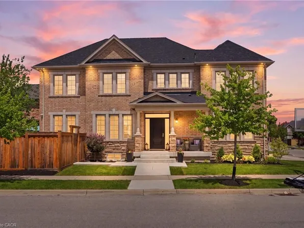 4645 Doug Wright Dr, Burlington, ON L7M 0L3